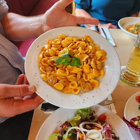 & Gaststuben Zum Hasen Hotel 3*