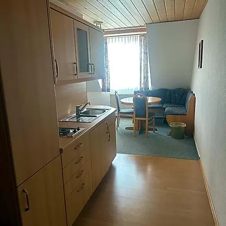 호텔 & Gaststuben Zum Hasen